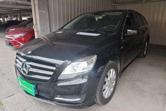 奔驰R级 2017款 R 320 4MATIC 商务型臻藏版