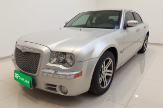 克莱斯勒300C 2006款 2.7L 豪华版