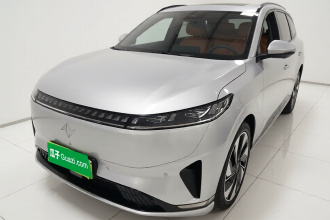 东风奕派 eπ008 2025款 210Ultra如奕版 5座