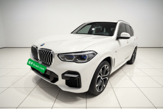 宝马X5 2022款 xDrive 40Li 尊享型M运动套装