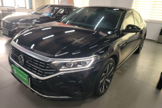 大众 帕萨特 2022款 330TSI 豪华版