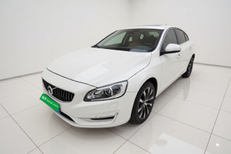 沃尔沃S60 2019款 S60L 改款 T5 智进进阶版