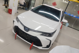 丰田 卡罗拉 2023款 1.8L 智能电混双擎 精英版
