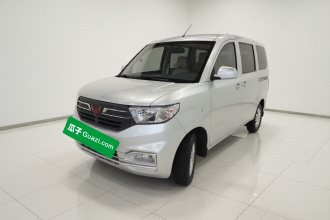 五菱汽车 五菱宏光V 2021款 1.5L劲取版LAR