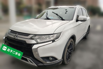 三菱 欧蓝德 2019款 2.0L 两驱畅享版 7座 国V