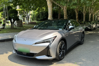 ARCFOX极狐 极狐 阿尔法S5 2024款 560MAX 185kW