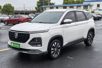 宝骏530 2021款 全球车周年纪念版 1.5T CVT豪华型 7座