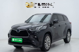 丰田 汉兰达 2023款 2.5L智能电混双擎四驱尊贵版 7座
