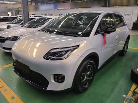 埃安 AION UT 2025款 330星辉版