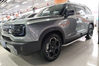 北京越野 北京BJ30 2024款 1.5T 魔核电驱进阶版