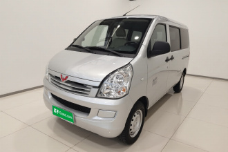 五菱汽车 五菱荣光S 2023款 1.5L 基本型 5/7座