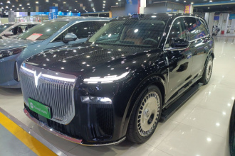 岚图汽车 岚图泰山 2026款 Max+