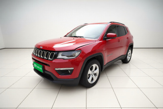 Jeep 指南者 2020款 220T 自动精英版