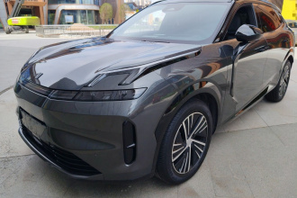 领克08 EM-P 2023款 220km 四驱性能Halo