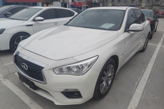英菲尼迪Q50L 2022款 2.0T 舒适版