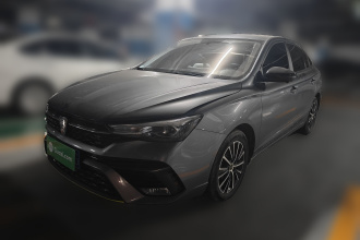 荣威i5 2021款 1.5L CVT黑金版