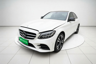 奔驰C级 2019款 C 260 运动版