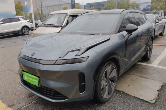 领克08 EM-P 2023款 220km 四驱性能Halo