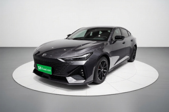 长安UNI-V 2022款 1.5T 尊贵型