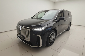 岚图汽车 岚图梦想家 2025款 PHEV 四驱尊贵鲲鹏版