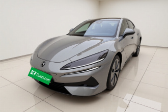腾势Z9GT 2024款 1100四驱Max版