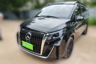 奔驰 威霆 2023款 2.0T 精英版 7座