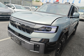 方程豹 豹8 2025款 智勇豪华版 6座