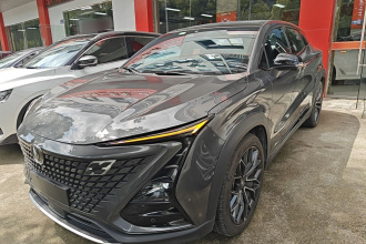 长安UNI-T 2022款 1.5T 尊贵型
