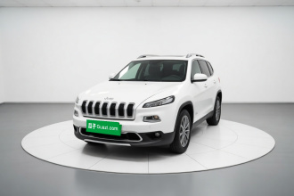 Jeep 自由光 2016款 2.4L 专业版