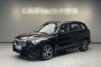 宝马X5 2023款 xDrive 30Li 尊享型M运动曜夜套装