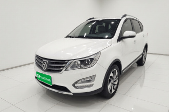 宝骏560 2015款 1.8L 手动豪华型