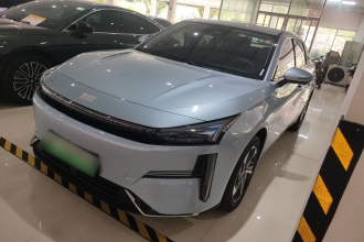 吉利银河 银河L6 2025款 EM-i 140km 星舰版