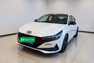 现代 伊兰特 2022款 1.5L CVT 20周年纪念款