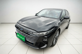 奔腾B70 2024款 龙腾版 1.5T 领跃型