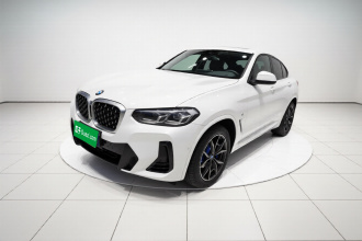 宝马X4 2022款 xDrive 25i M运动套装