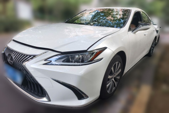 雷克萨斯ES 2020款 200 卓越版