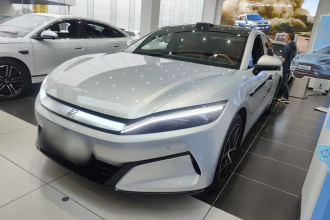 比亚迪 汉L 2025款 EV 四驱激光雷达旗舰型