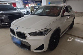 宝马X2 2021款 改款 sDrive25i M越野套装