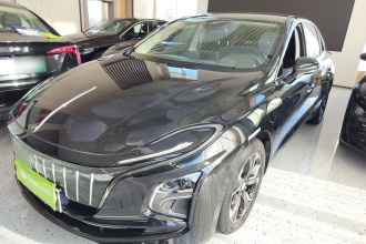 红旗E-QM5 2023款 改款 基础出行版