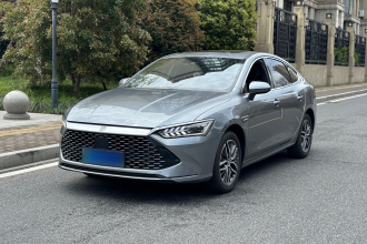 比亚迪 秦PLUS 2021款 DM-i 120KM 旗舰型