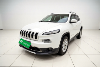 Jeep 自由光 2017款 2.0L 优越版