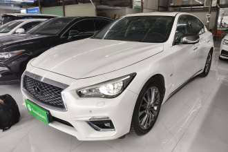 英菲尼迪Q50L 2018款 2.0T 舒适版 国V