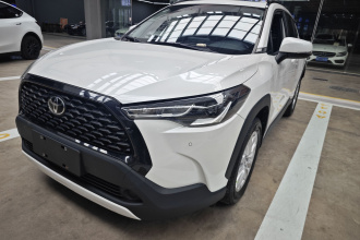 丰田 卡罗拉锐放 2022款 2.0L 精英版