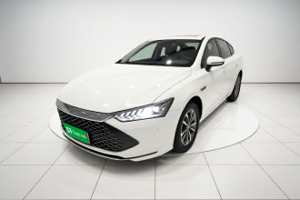 比亚迪 秦PLUS 2023款 冠军版 DM-i 55KM领先型