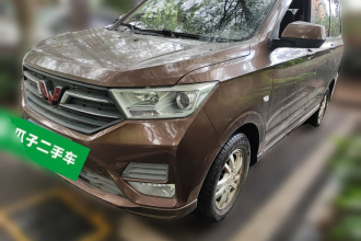 五菱汽车 五菱宏光 2018款 1.5L S标准型L2B