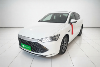 比亚迪 秦PLUS 2021款 DM-i 55KM 旗舰型