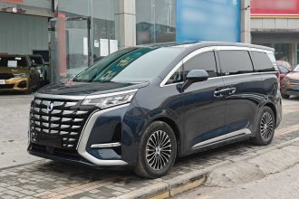 腾势D9 2022款 DM-i 970 四驱旗舰型