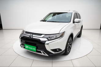 三菱 欧蓝德 2019款 2.0L 两驱畅行版 5座 国V