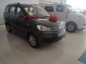 东风风光 风光330 2023款 1.5L 330S 手动舒适型 国VI