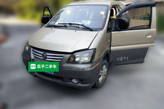 东风风行 菱智 2015款 V3 1.5L 7座标准型